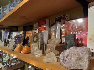 CrystalsAndWands